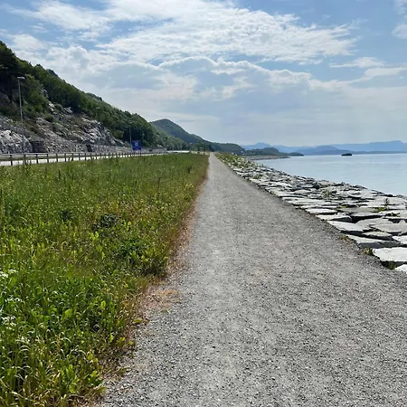 Amazing Views 17k From Pulpit Rock